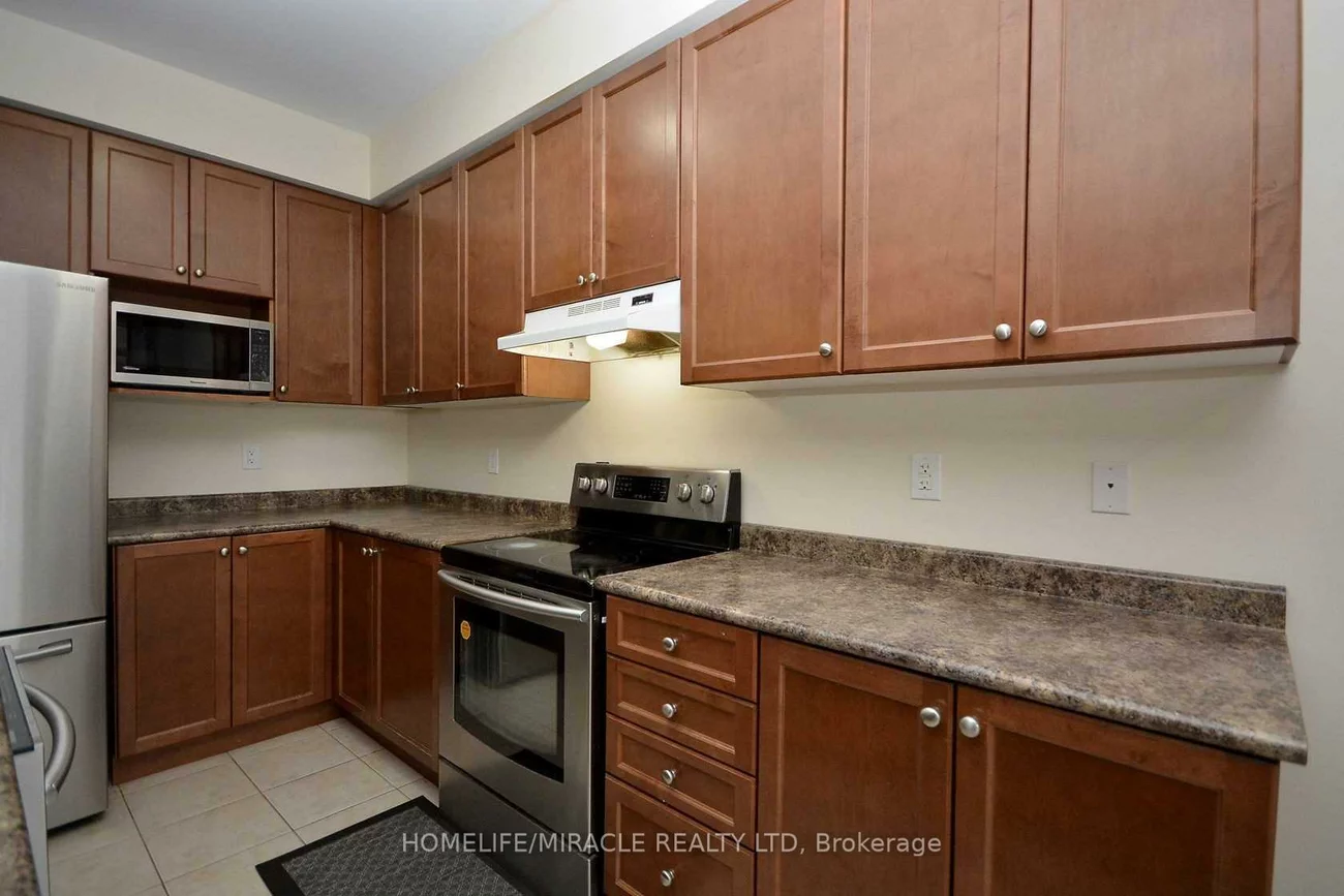 25, Antibes, Credit Valley, Brampton