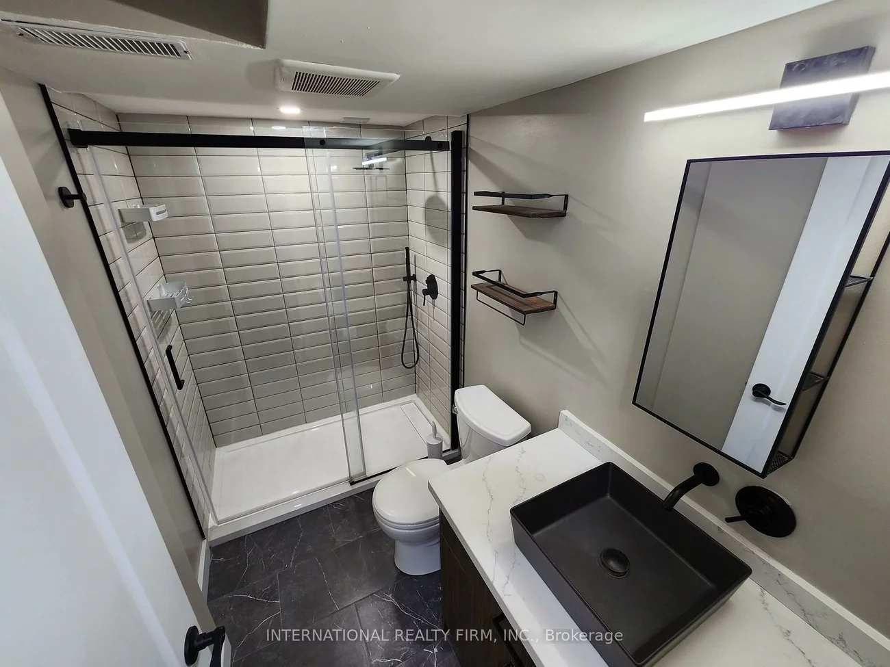 435, Hansen, Madoc, Brampton