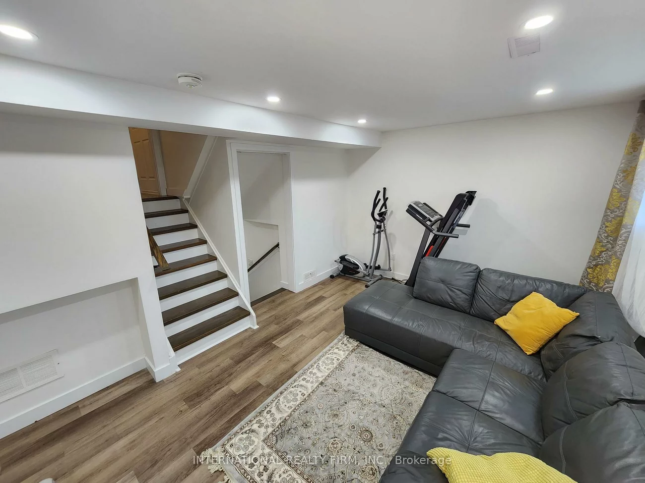 435, Hansen, Madoc, Brampton