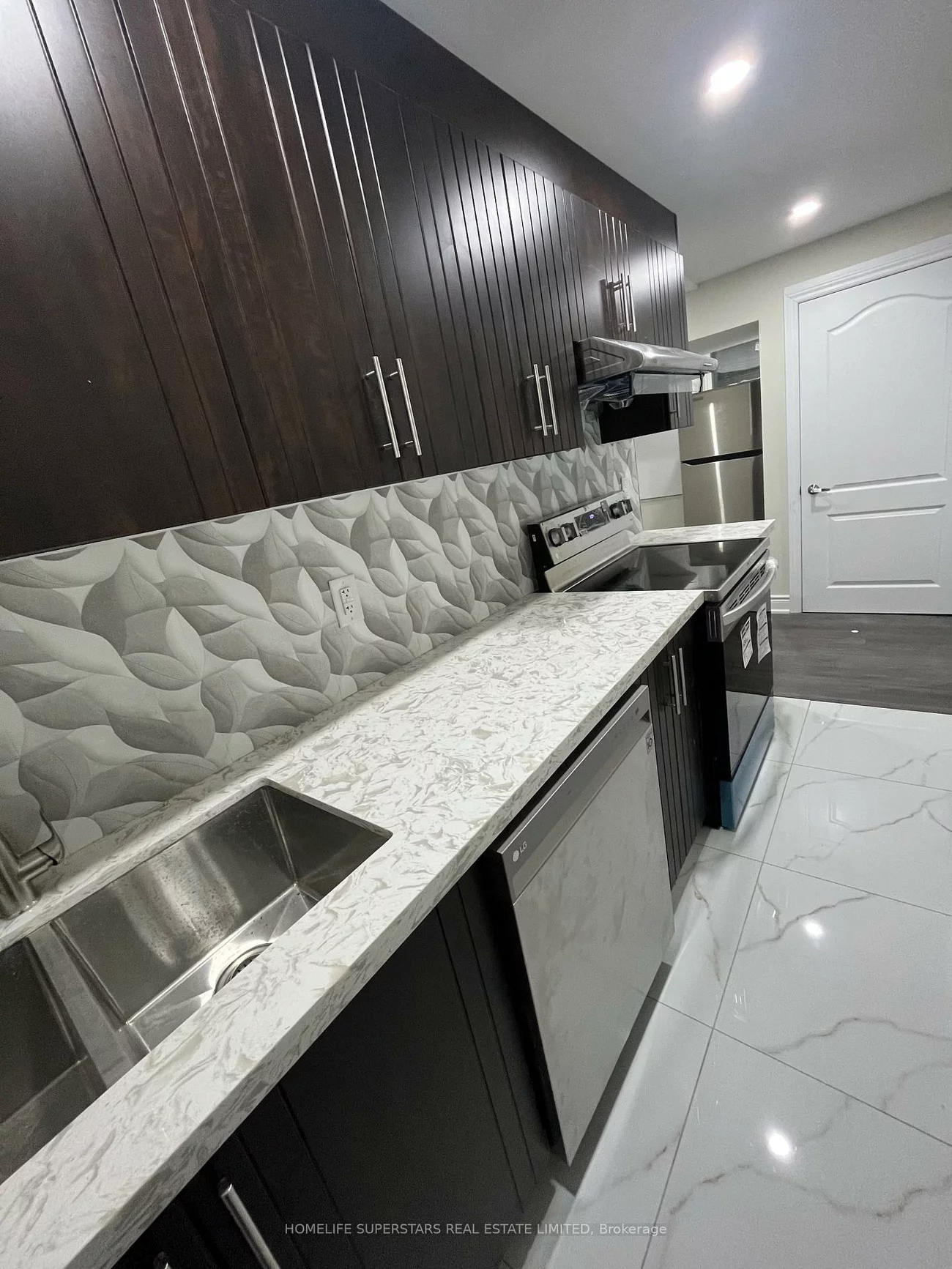 78, CIRCUS, Northwest Brampton, Brampton