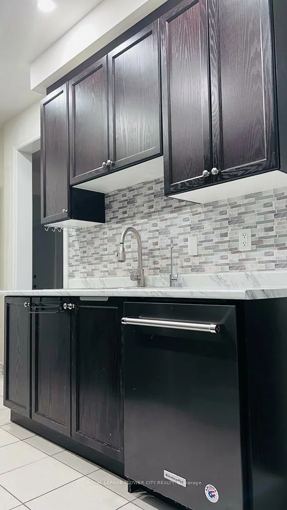 106, Lanark, Credit Valley, Brampton