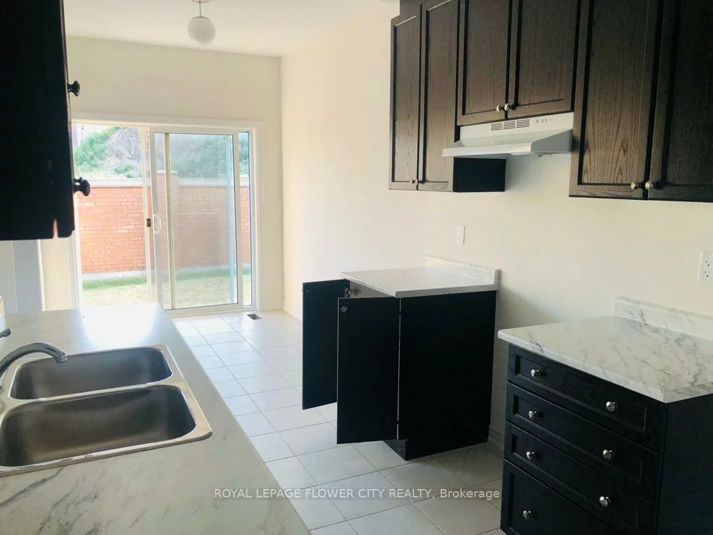 106, Lanark, Credit Valley, Brampton