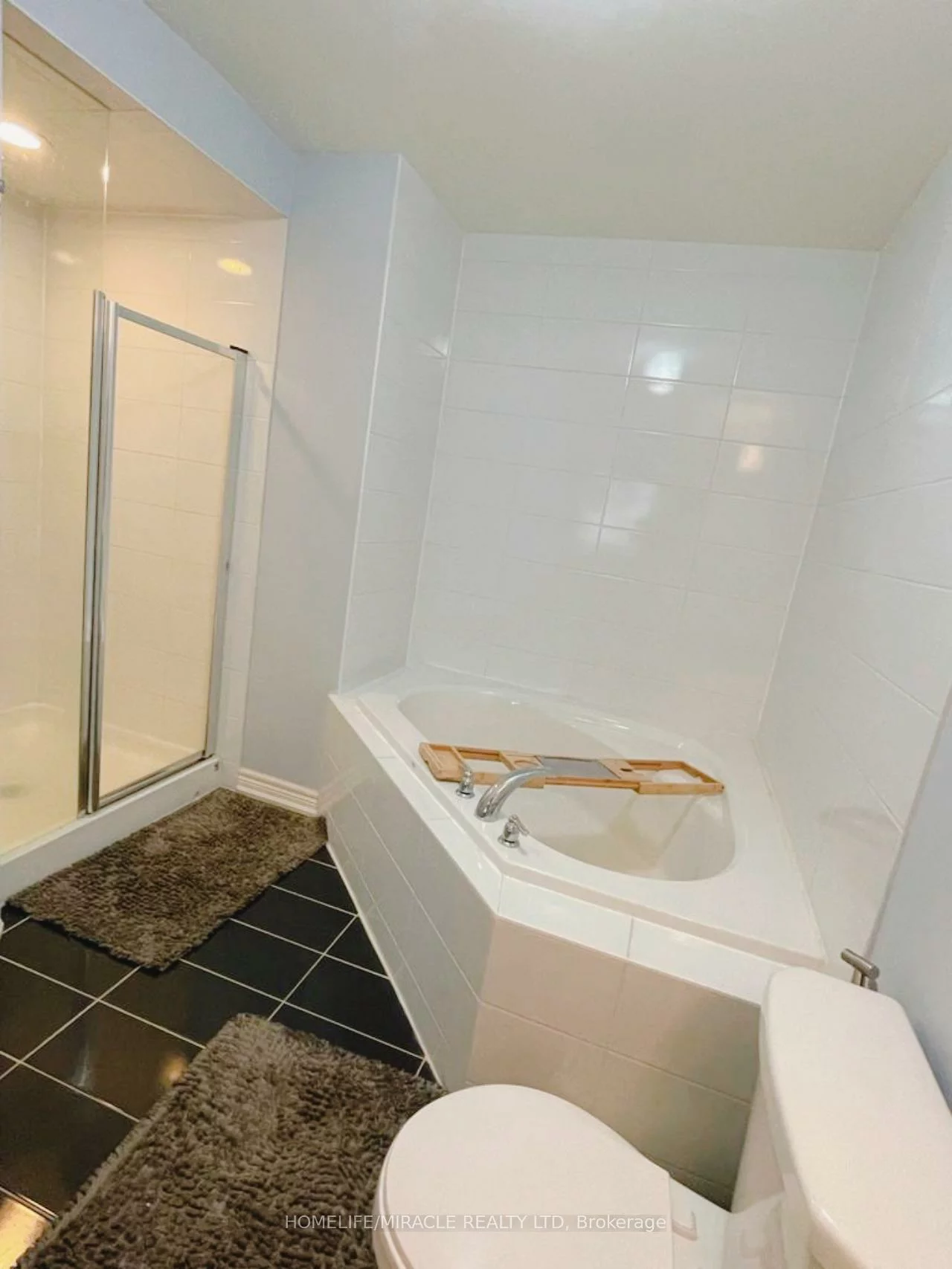 277, Remembrance, Northwest Brampton, Brampton