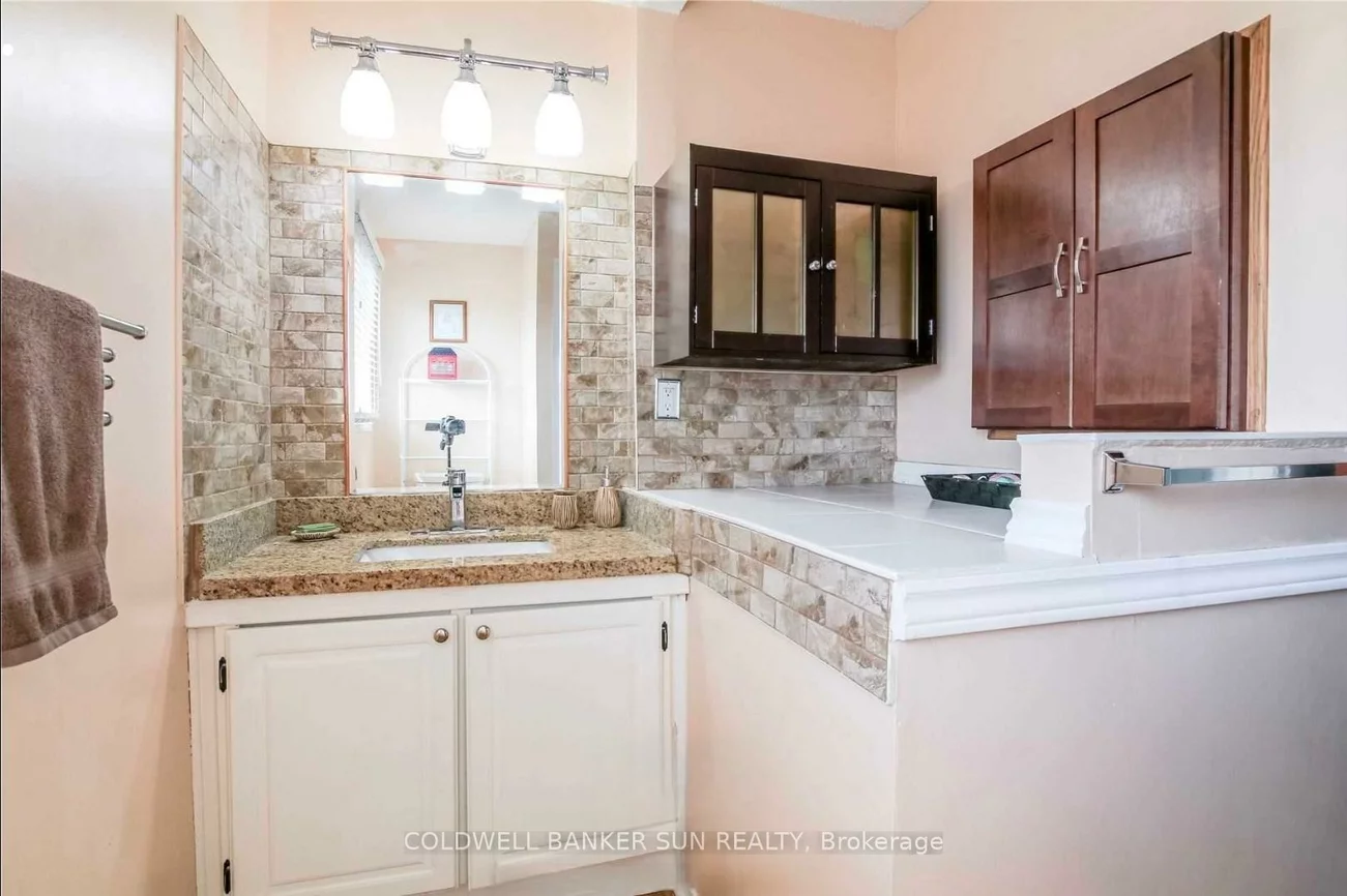 6, Clearview, Heart Lake West, Brampton