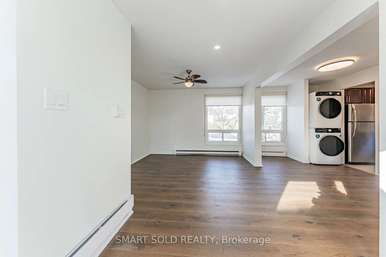 22, Hazelglen, Central Park, Brampton