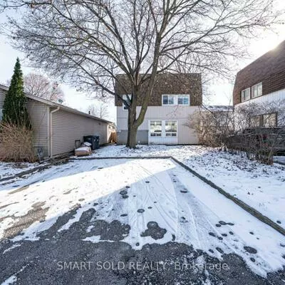 22, Hazelglen, Central Park, Brampton