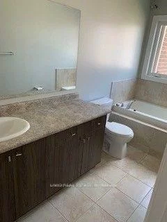 4, Lady Evelyn, Bram West, Brampton