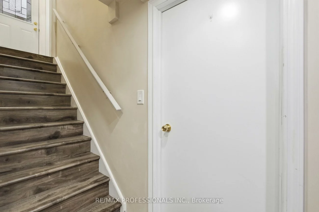 16, Moss Creek, Sandringham-Wellington, Brampton