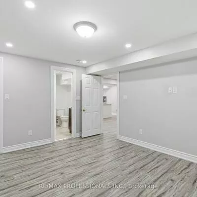 16, Moss Creek, Sandringham-Wellington, Brampton