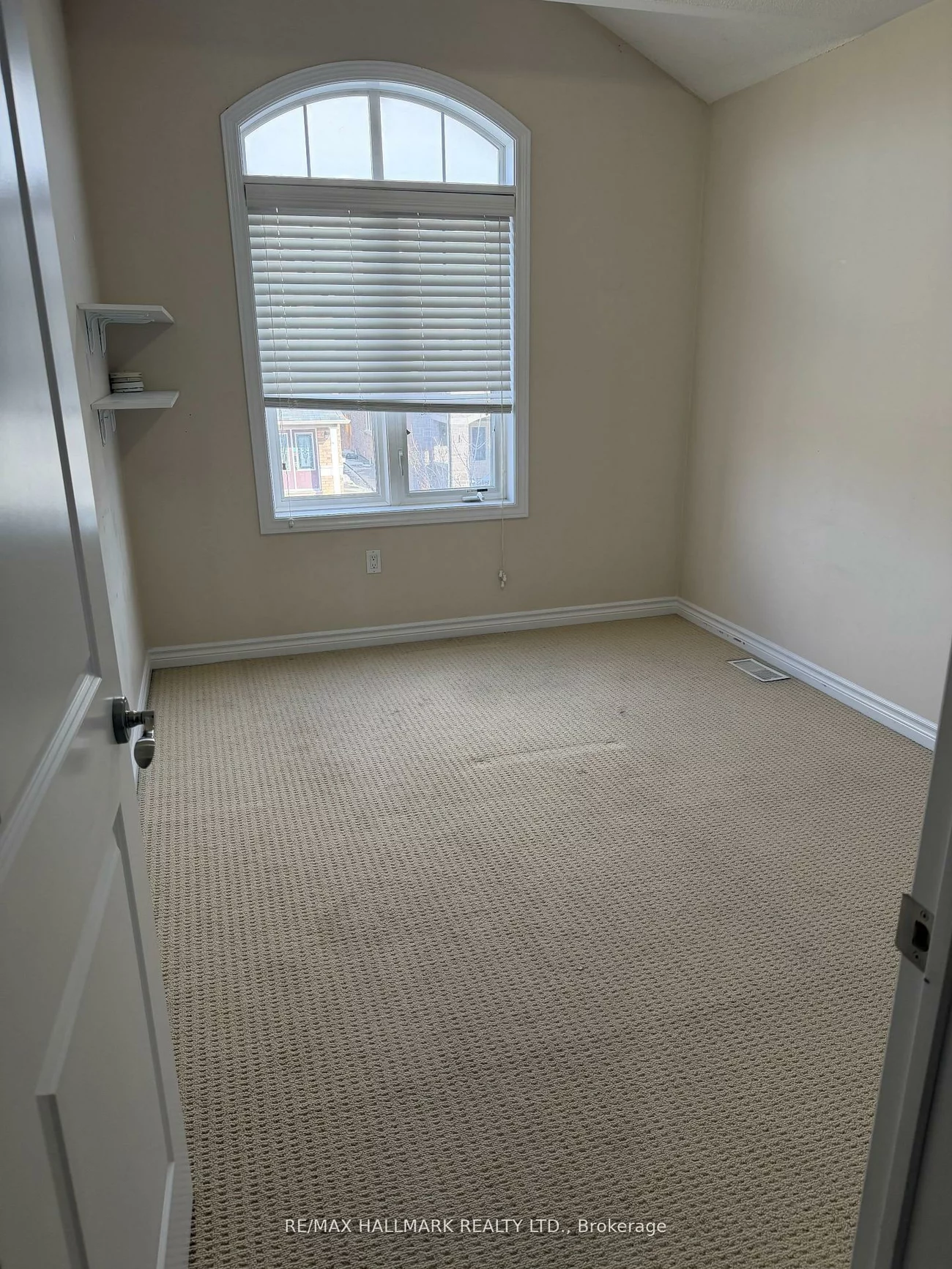 74, Lloyd, Northwest Brampton, Brampton