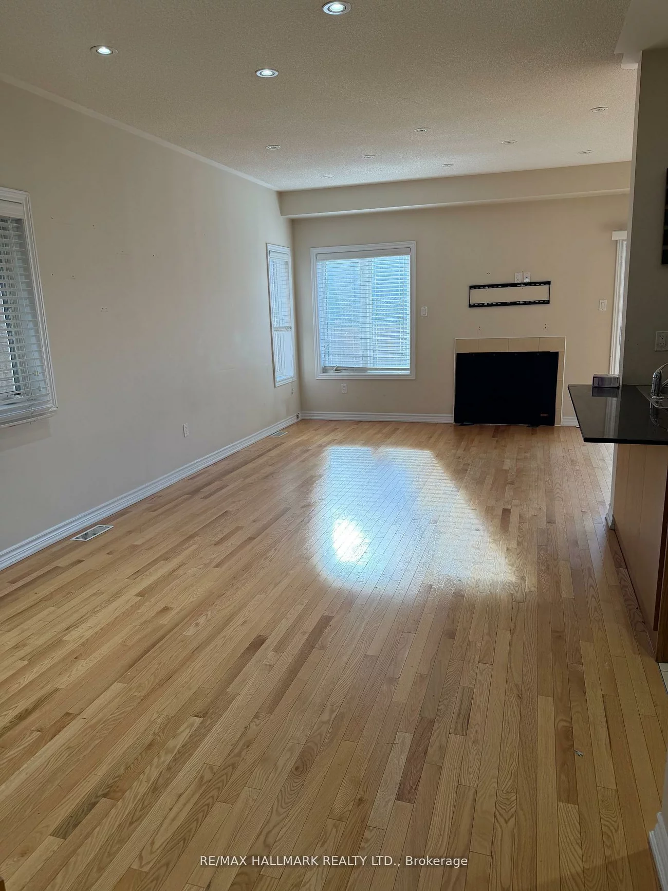 74, Lloyd, Northwest Brampton, Brampton