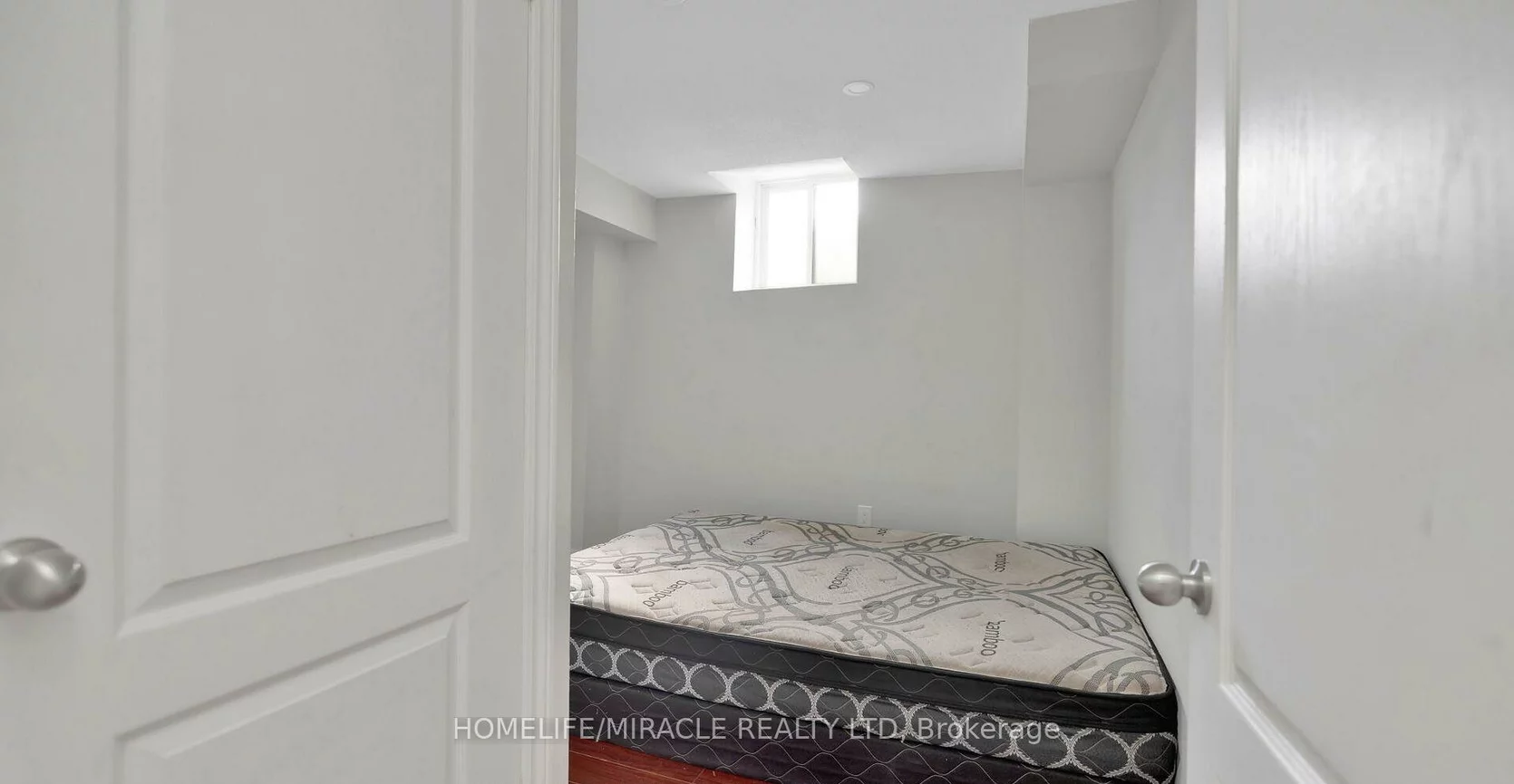 77, Owlridge, Credit Valley, Brampton