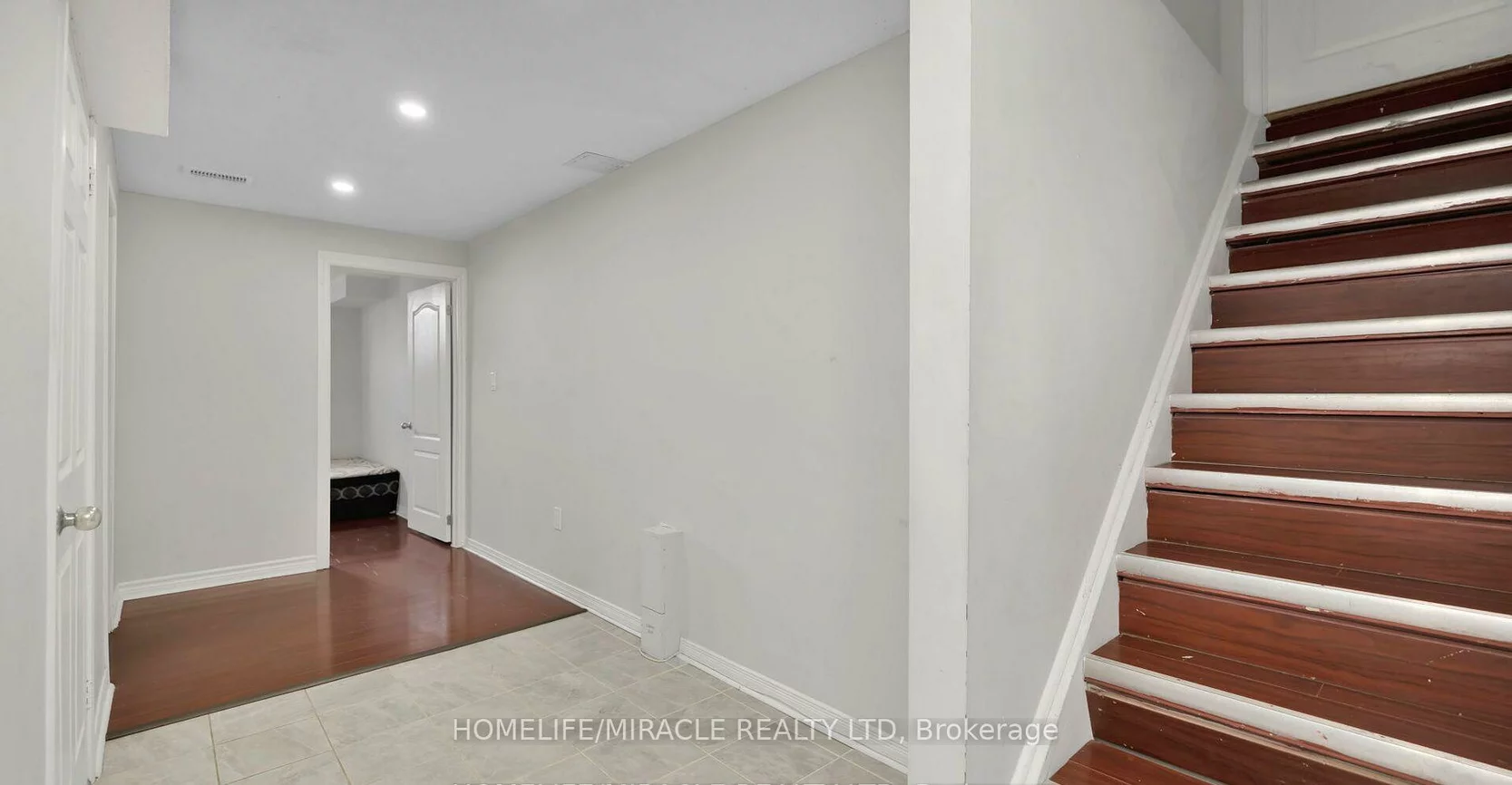 77, Owlridge, Credit Valley, Brampton