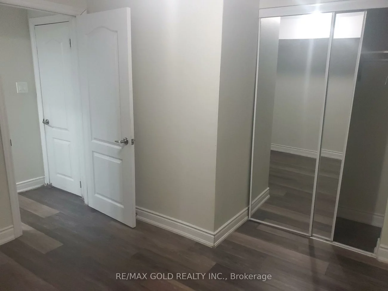 152, Binder Twine, Fletcher's Creek Village, Brampton