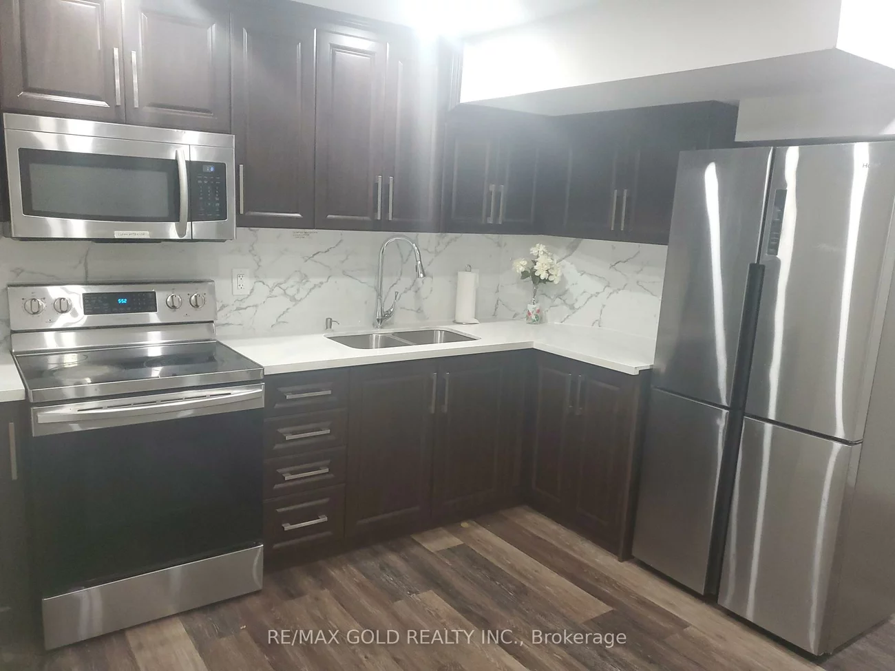 152, Binder Twine, Fletcher's Creek Village, Brampton