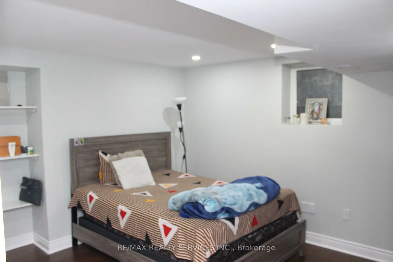 BSMT-21, Jacksonville, Vales of Castlemore, Brampton