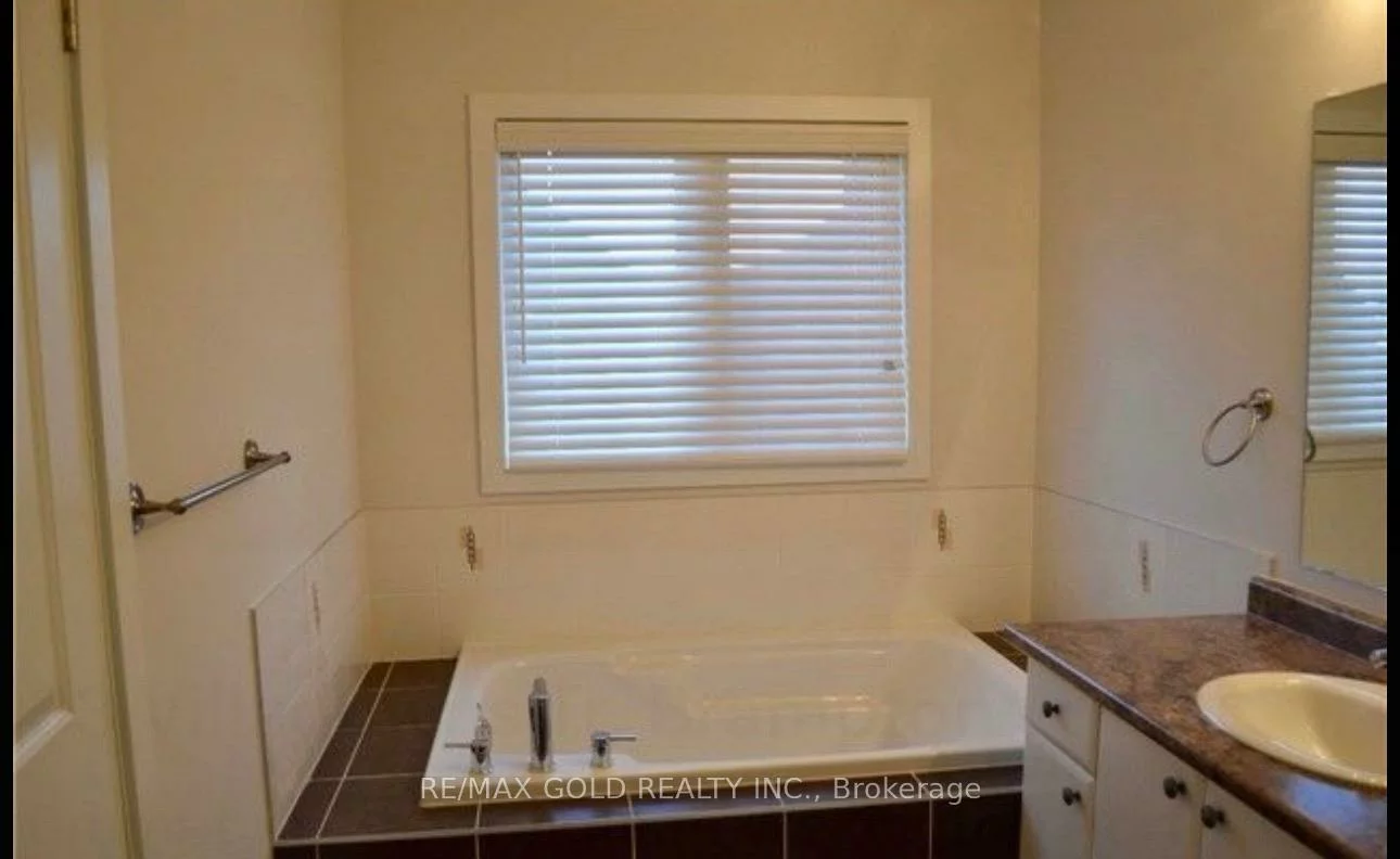 33, Villadowns, Sandringham-Wellington North, Brampton