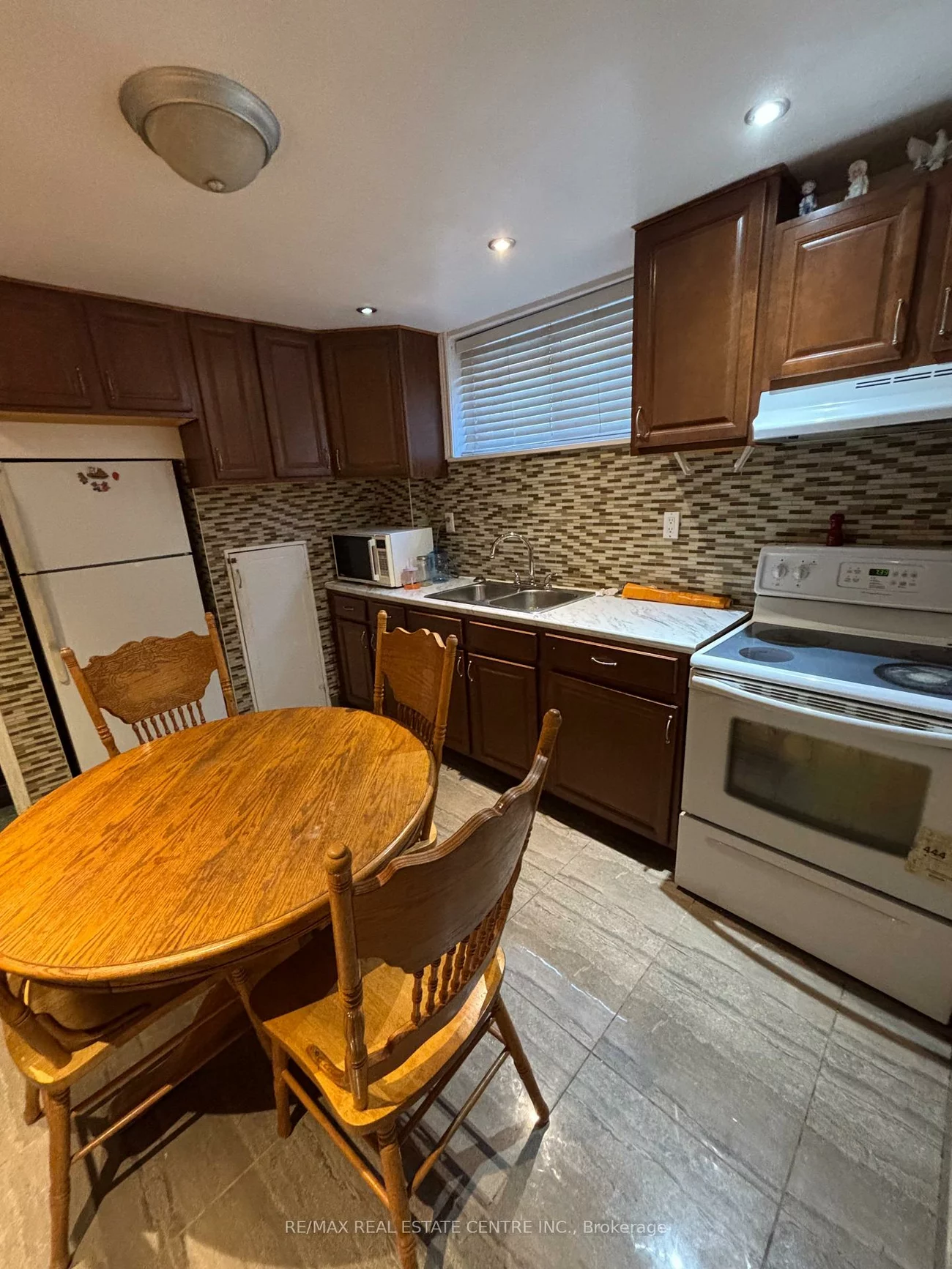 56, Ardglen, Brampton East, Brampton