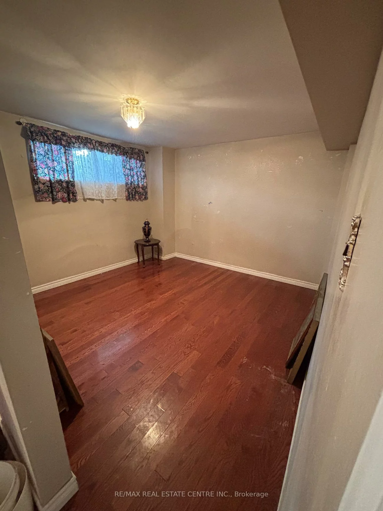 56, Ardglen, Brampton East, Brampton