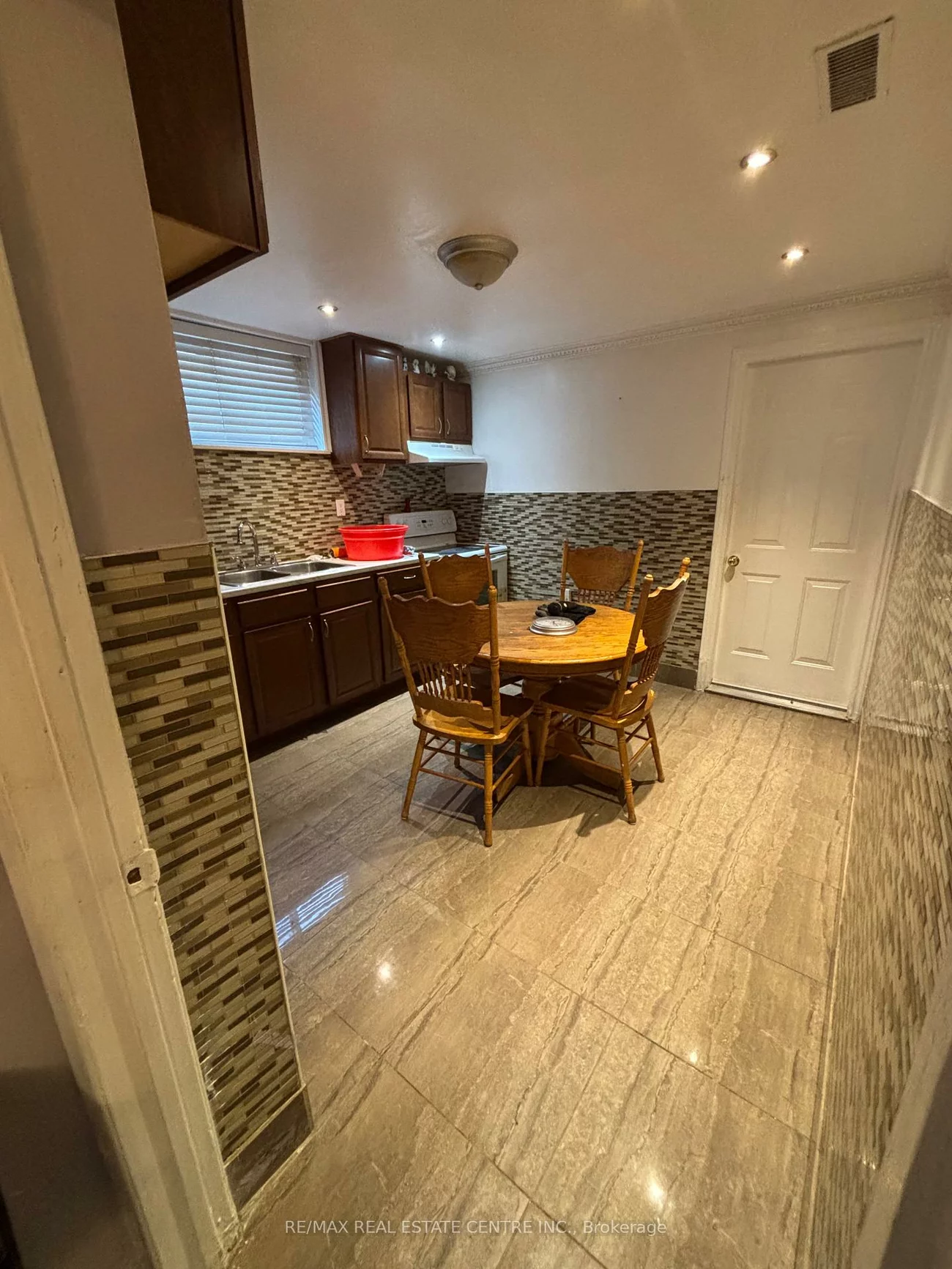 56, Ardglen, Brampton East, Brampton