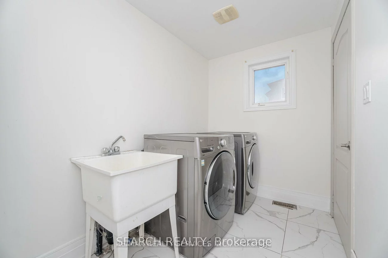 20, Delmonico, Vales of Castlemore North, Brampton