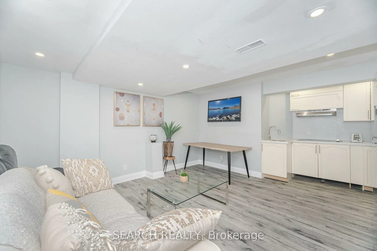 20, Delmonico, Vales of Castlemore North, Brampton