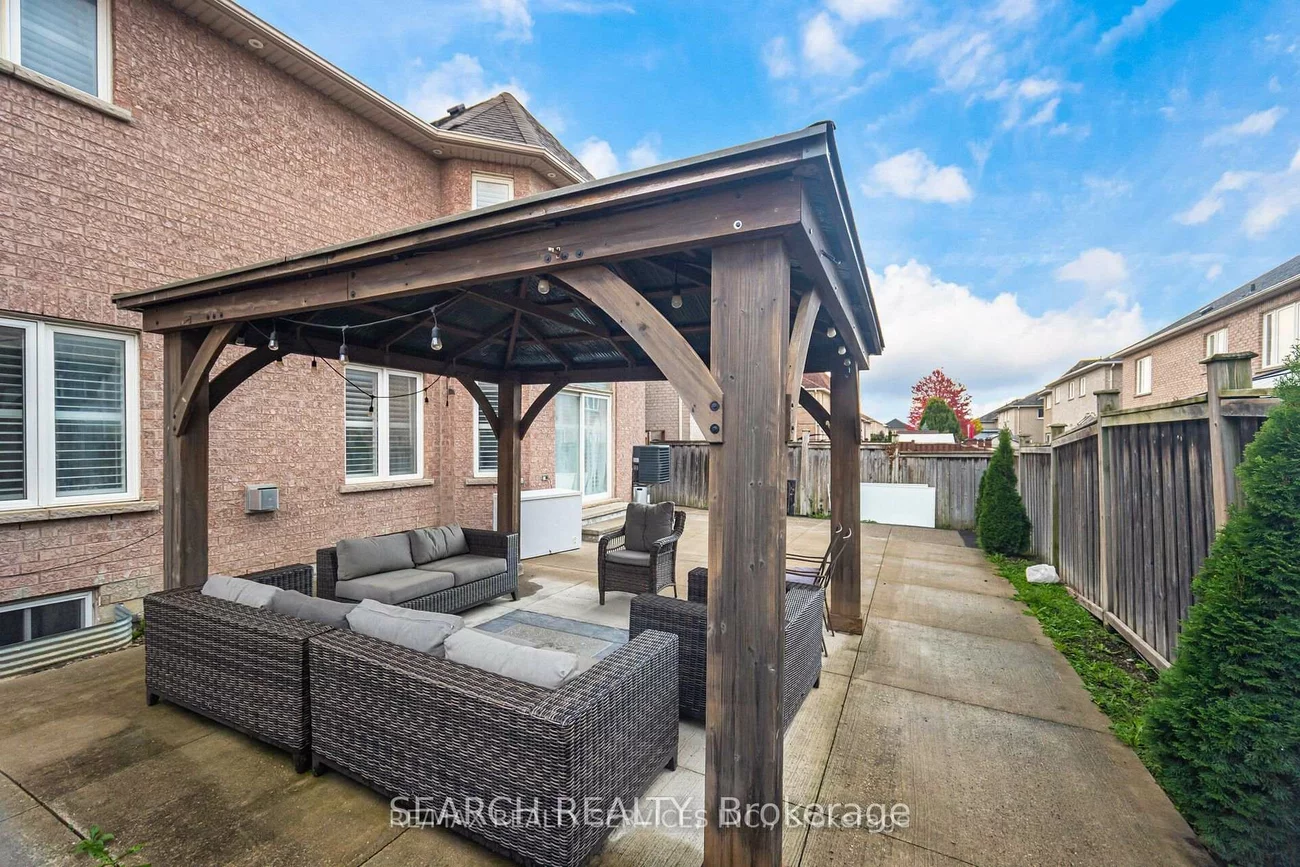 20, Delmonico, Vales of Castlemore North, Brampton