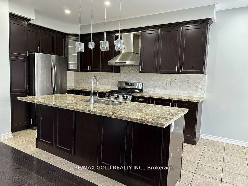 292, Remembrance, Northwest Brampton, Brampton