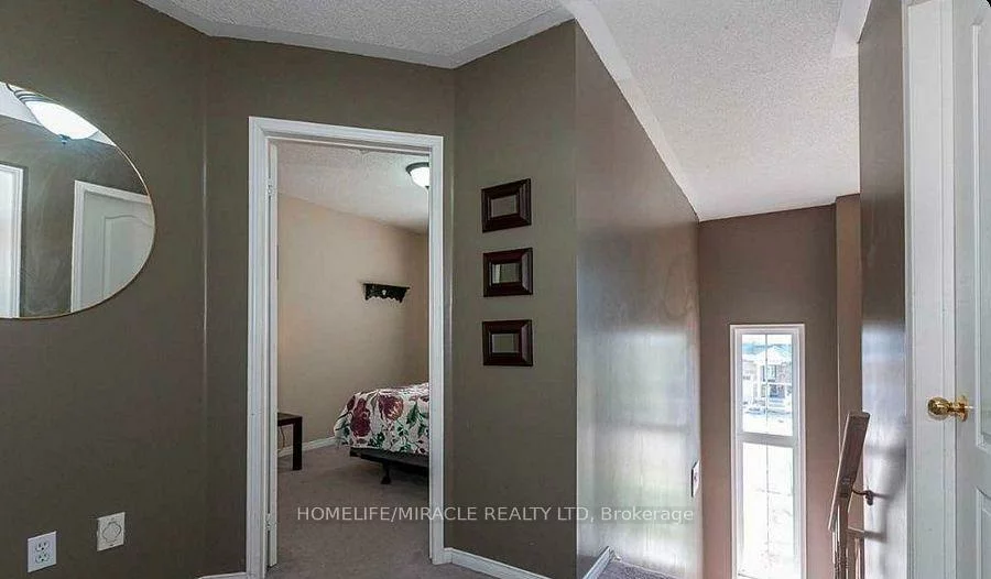 36, Bramcedar, Northwest Sandalwood Parkway, Brampton