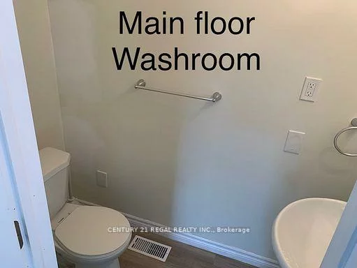 4, Juliana, Northgate, Brampton