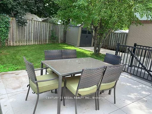 4, Juliana, Northgate, Brampton