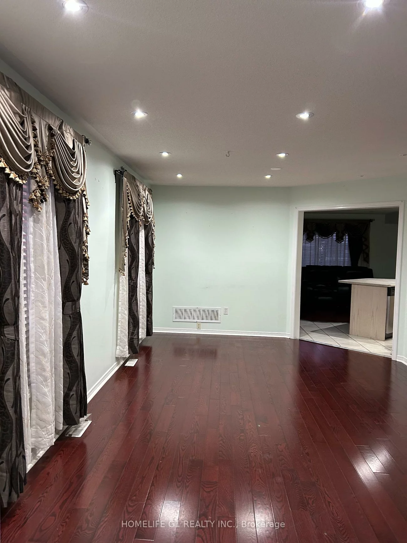 183, Toba, Heart Lake East, Brampton