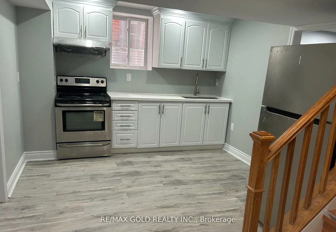 84, Crown Victoria, Fletcher's Meadow, Brampton