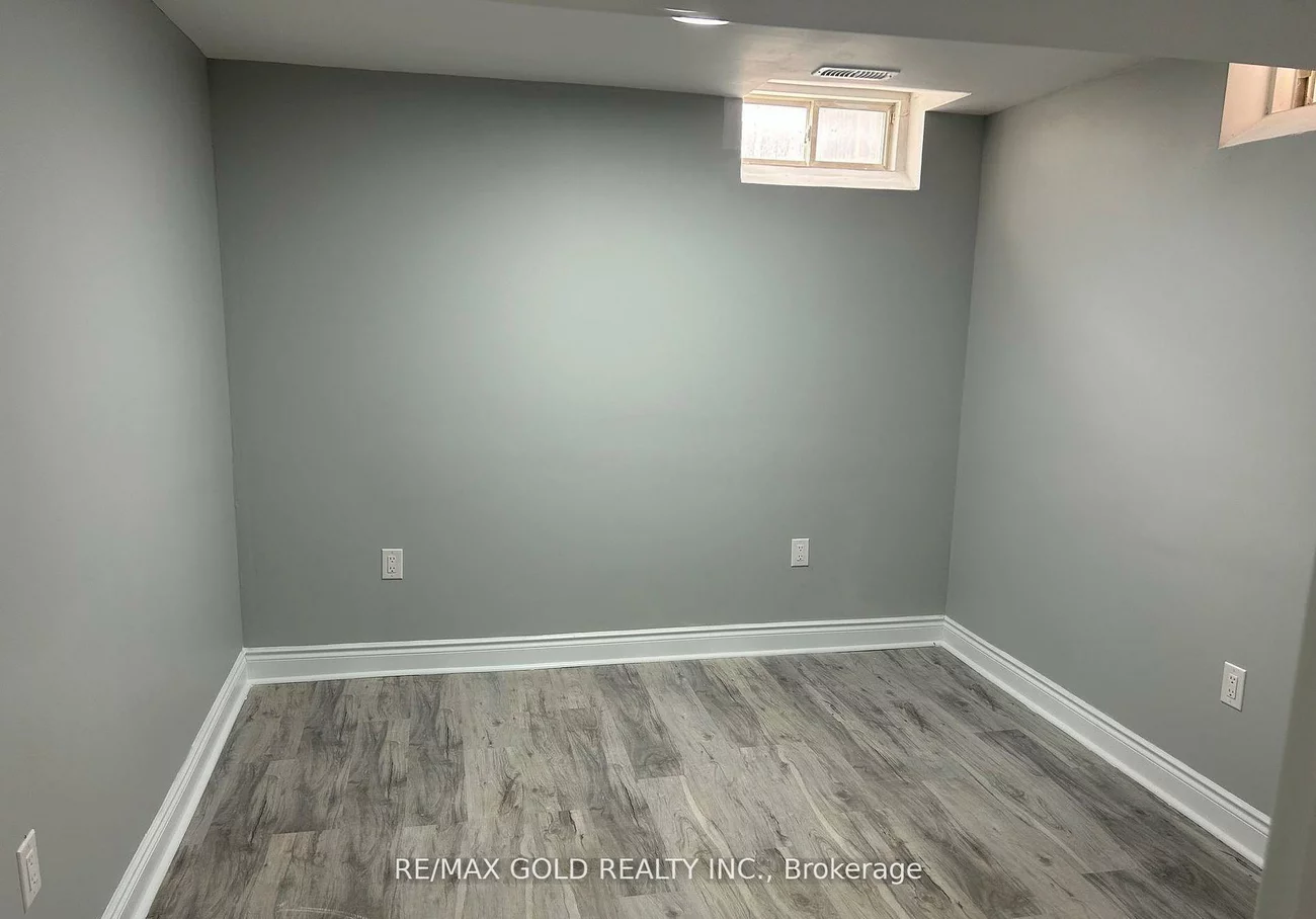 84, Crown Victoria, Fletcher's Meadow, Brampton