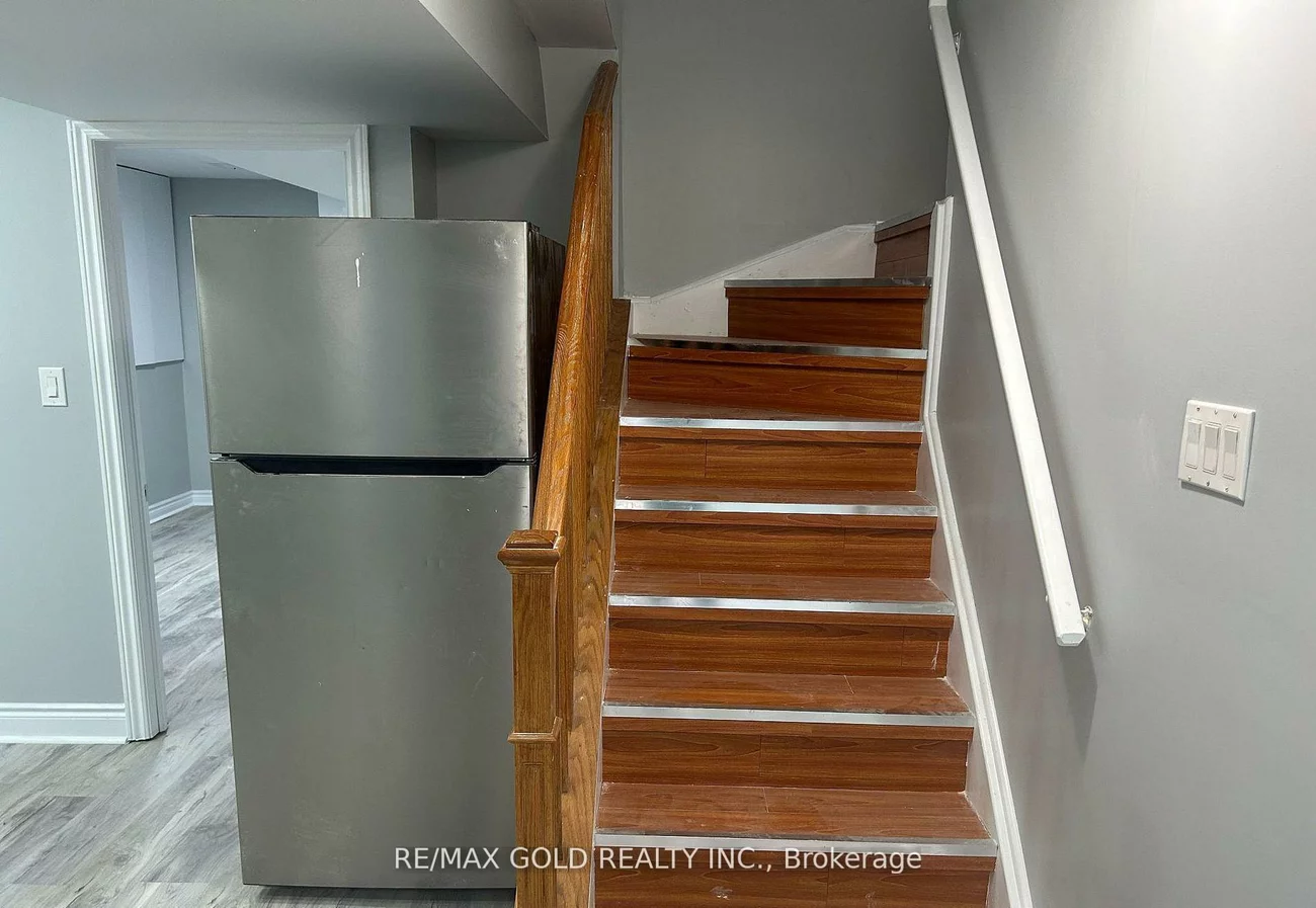 84, Crown Victoria, Fletcher's Meadow, Brampton