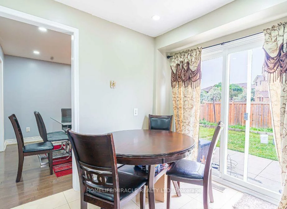 72, Norma, Westgate, Brampton