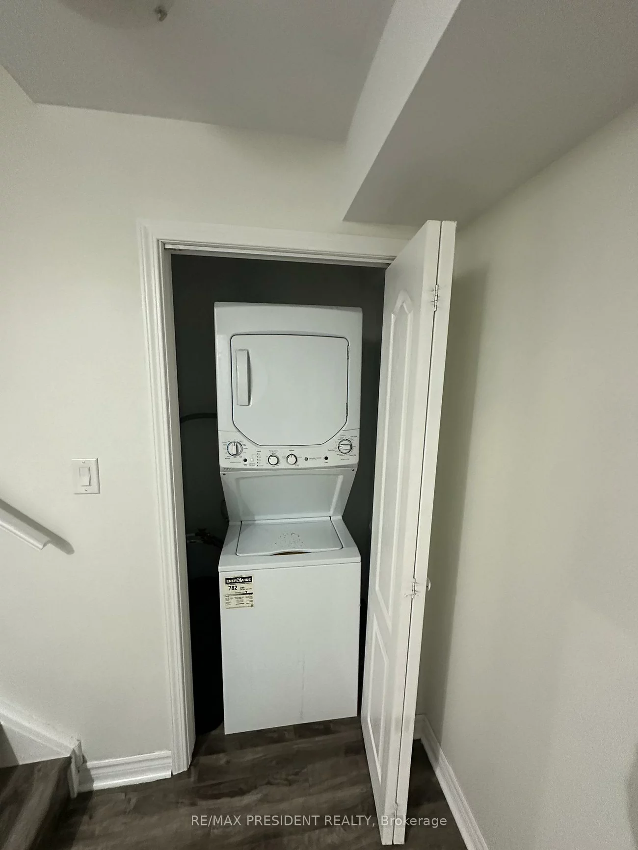 16, Bassett, Credit Valley, Brampton