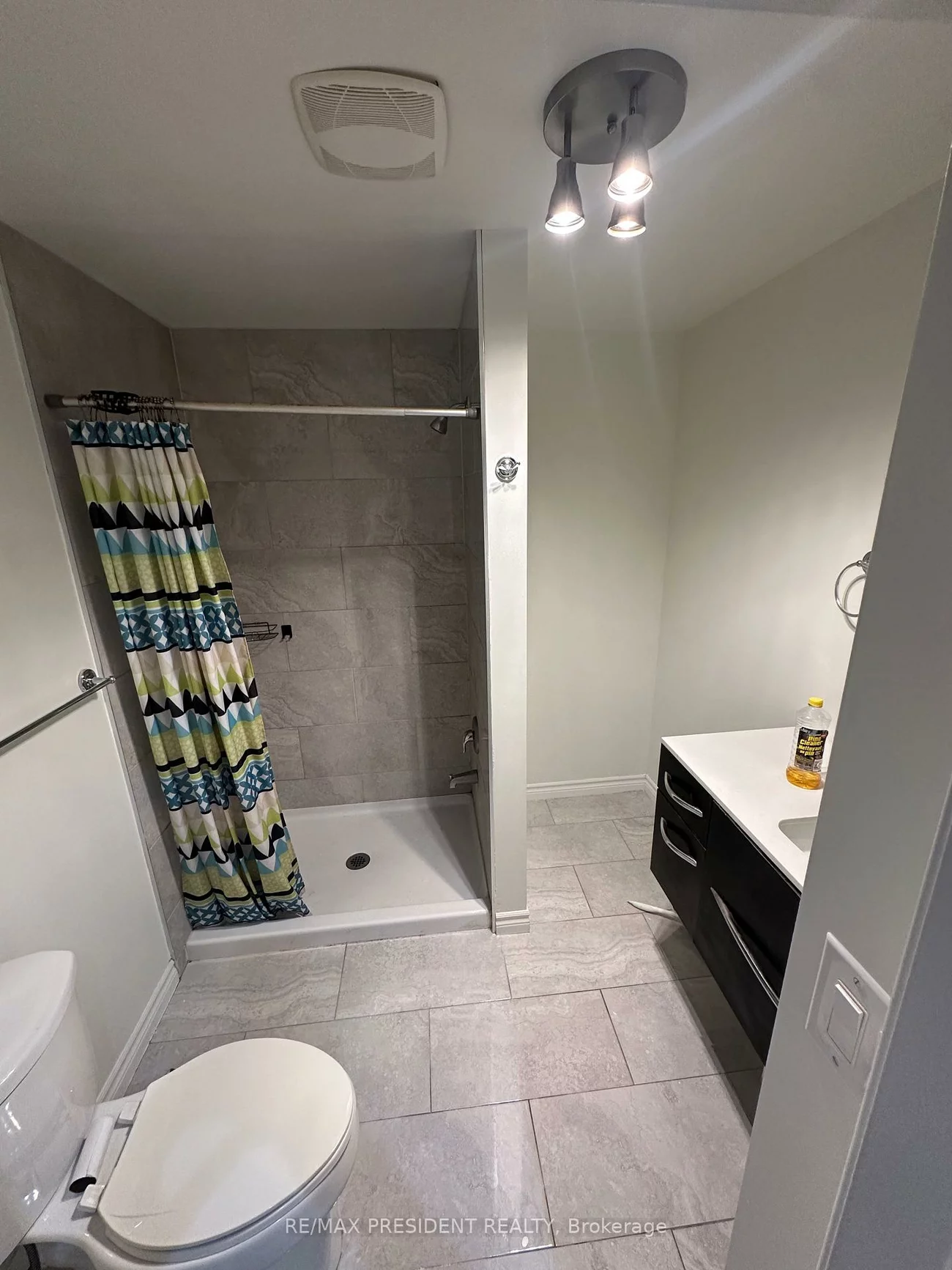 16, Bassett, Credit Valley, Brampton