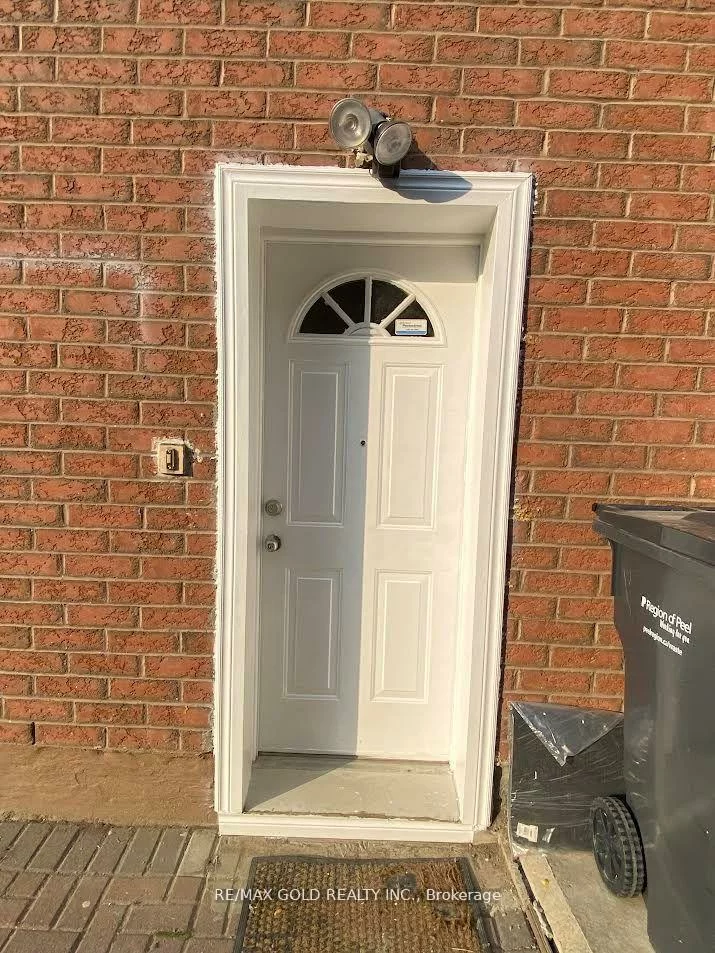 68, Sprucelands, Sandringham-Wellington, Brampton