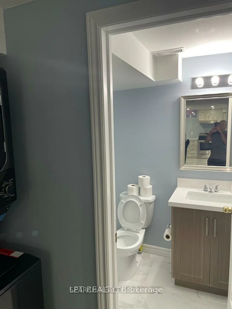 17, Hollowgrove, Vales of Castlemore, Brampton