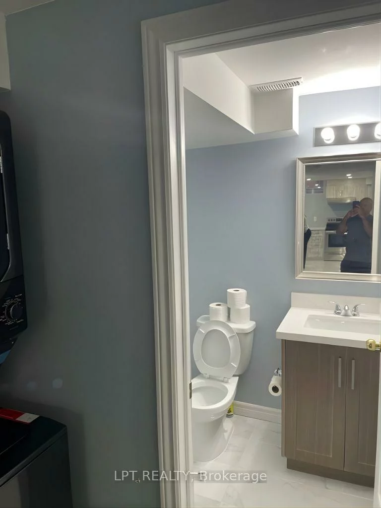 17, Hollowgrove, Vales of Castlemore, Brampton