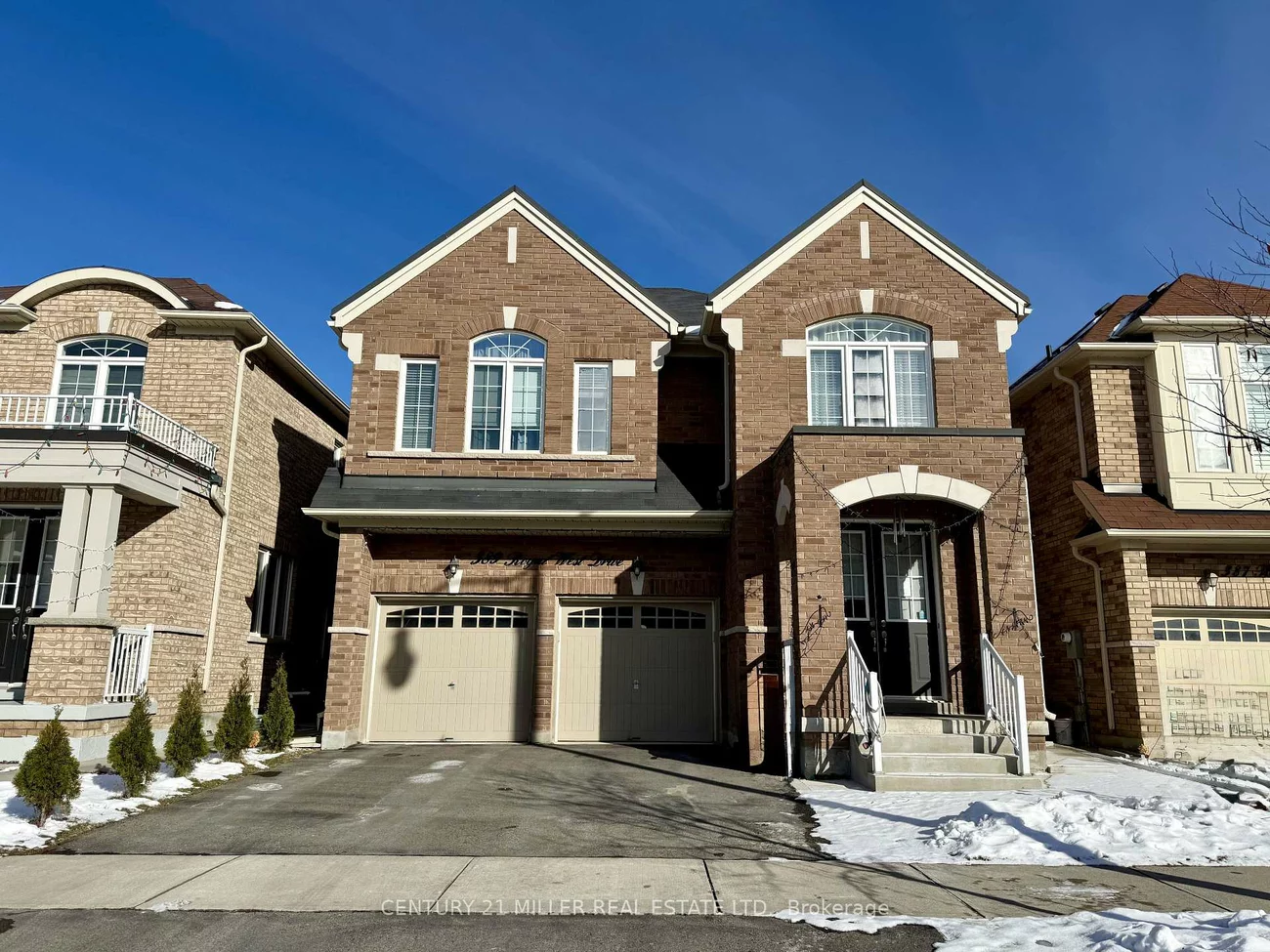 389, Royal West, Credit Valley, Brampton