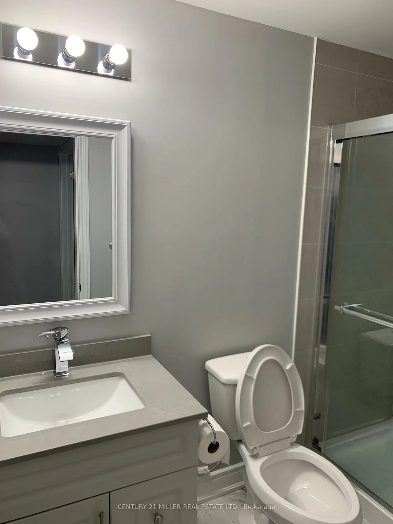 389, Royal West, Credit Valley, Brampton