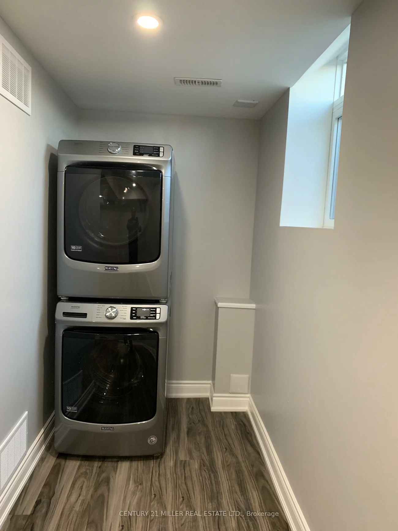 389, Royal West, Credit Valley, Brampton