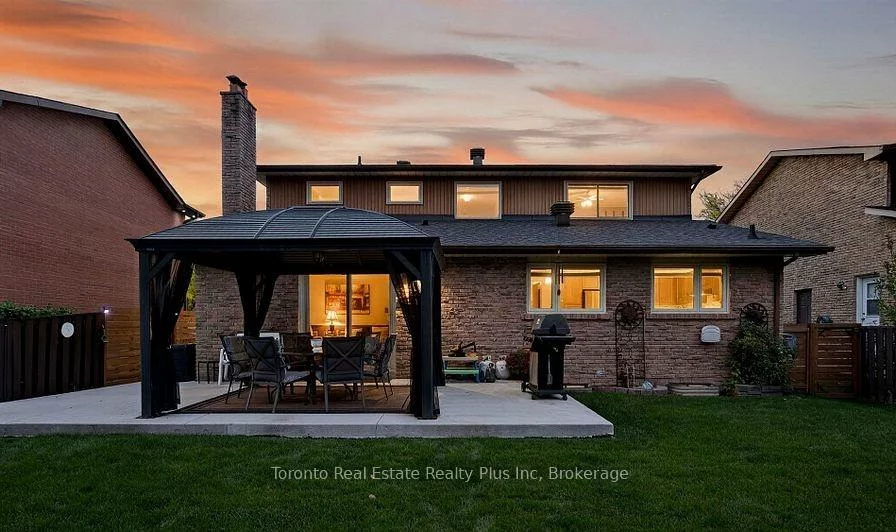 55, Massey, Central Park, Brampton