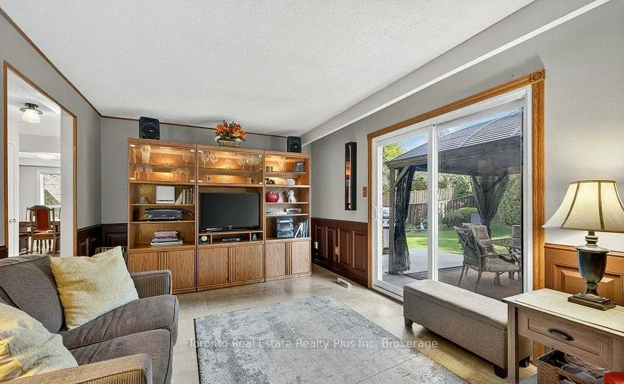 55, Massey, Central Park, Brampton