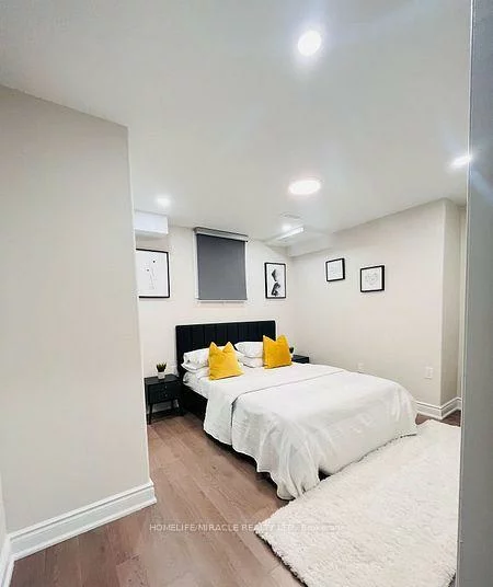 52, Versailles, Bram East, Brampton