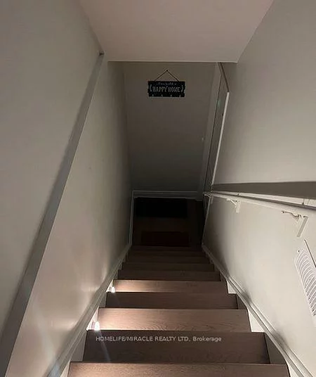 52, Versailles, Bram East, Brampton