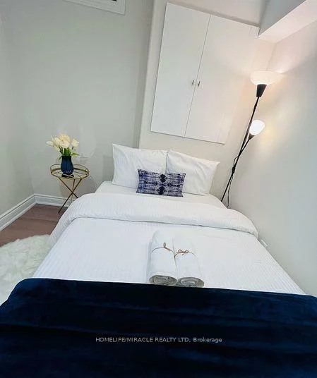 52, Versailles, Bram East, Brampton