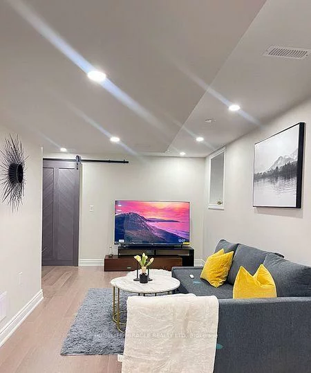 52, Versailles, Bram East, Brampton